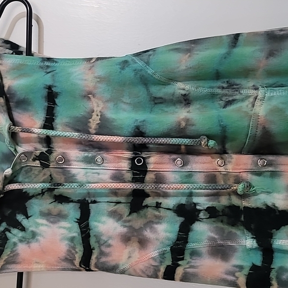 Bashara Lesser Tie Dye Hooded Vest Size Medium - Picture 5 of 9